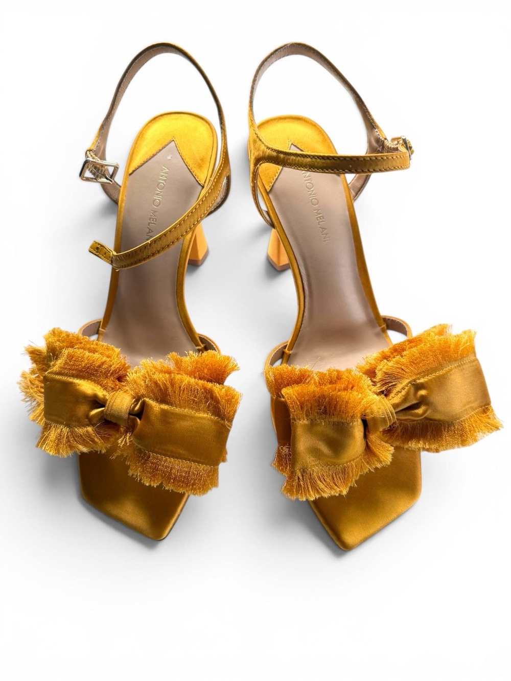 Antonio Melani Women Mustard Satin Fringe Bow Sandals Sculptural Heel Size 8 - Picture 3 of 13